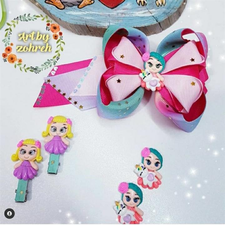 پک ست گلسر شیک و زیبا و دو جفت گیره سر همراه پیکسل عروسکی